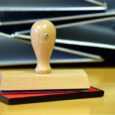 Wir fertigen individuelle Stempel für Sie an. Sei es für Ihr Unternehmen oder für den privaten Gebrauch. Einfach vorbeischauen und uns Ihre Wünsche und Vorstellungen mitteilen.