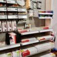 Künstlerherzen dürfen höher schlagen. Wir haben ein vielseitiges Angebot an Leinwänden, Malblöcken, Skizzenblöcken, Pinseln, Acrylfarben, Farbensets und Zubehör.